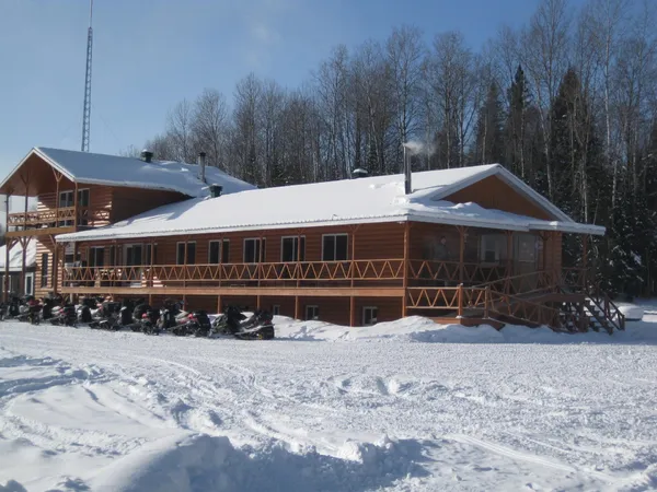 PAVILLON LA VERENDRYE Outfitter